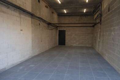 Garage  450 €