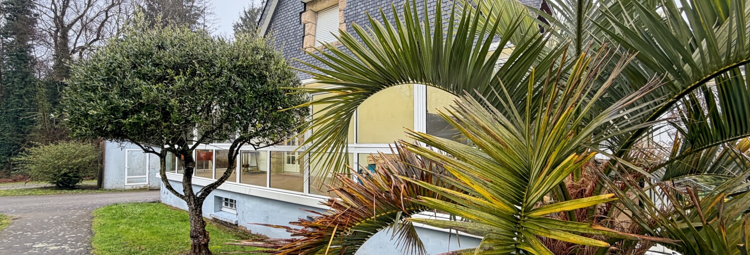 Maison 10 Pièces 220 m² à vendre à Calan (56240)