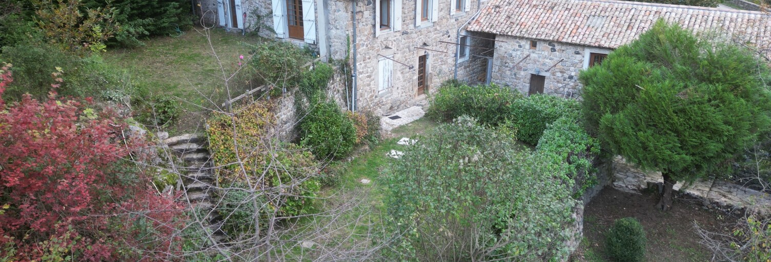 Maison 5 Pièces 125 m² à vendre à Burzet (07450)