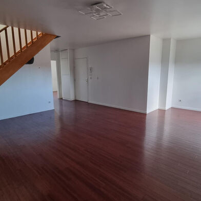 Appartement 5 pièces 290000 €