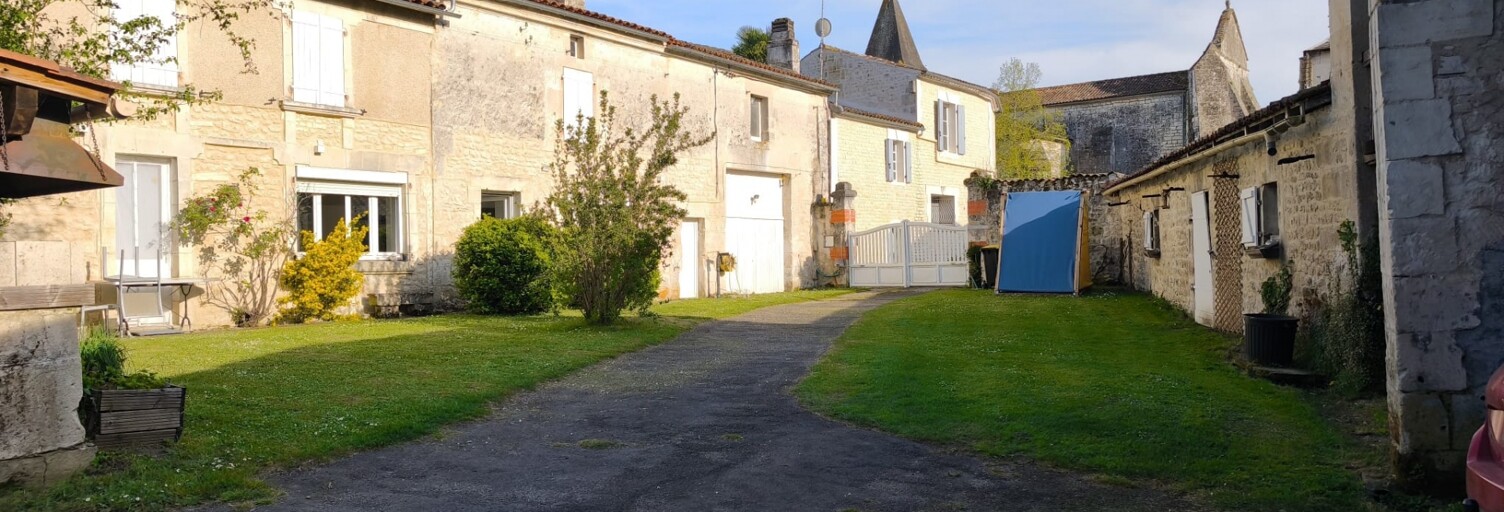 Maison 5 Pièces 220 m² à vendre à Sireuil (16440)