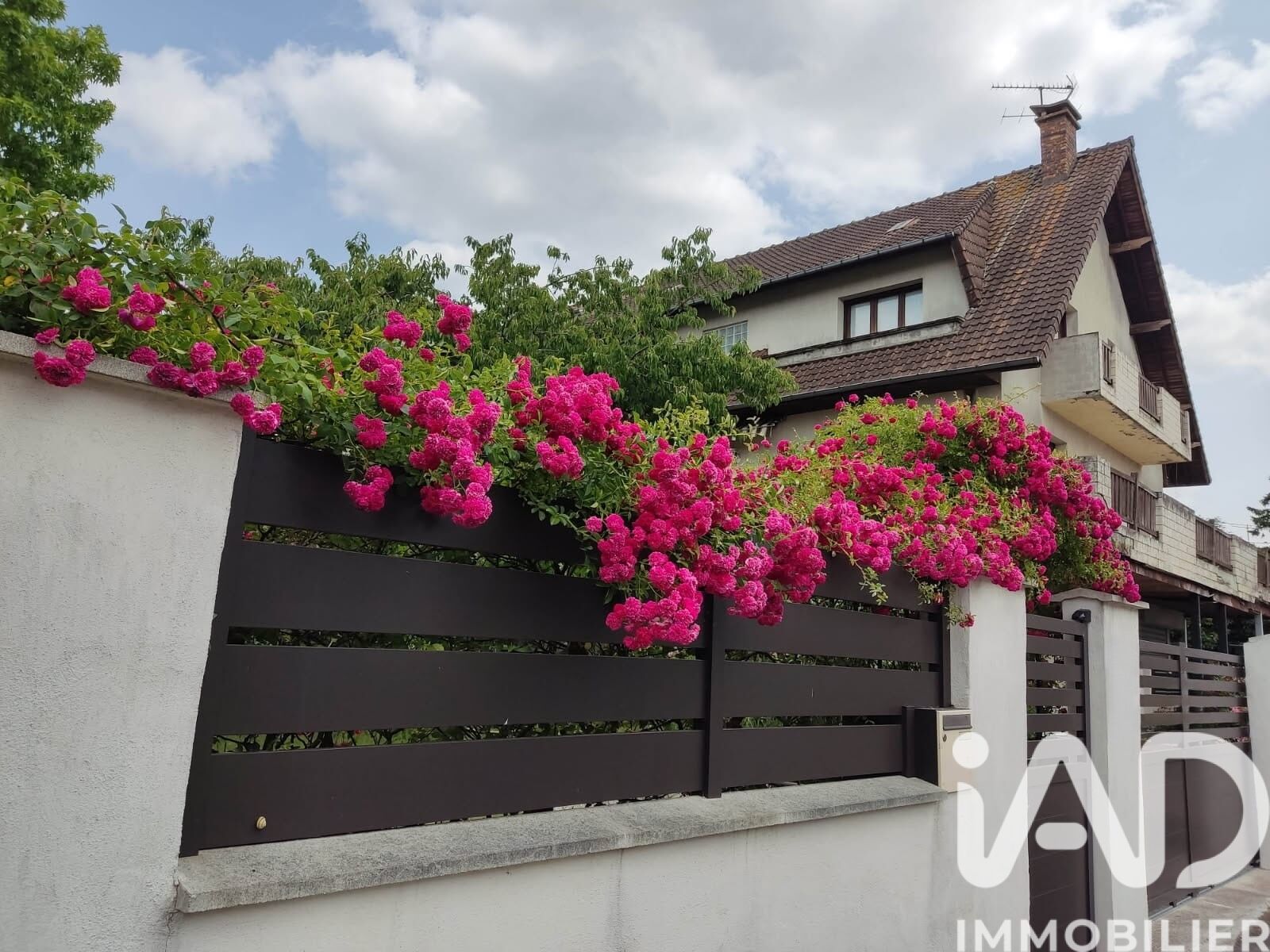 Vente Maison/villa 8 pièces - Photo 2