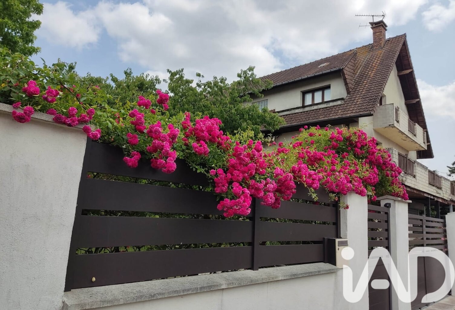 Vente Maison/villa 8 pièces — photo 1