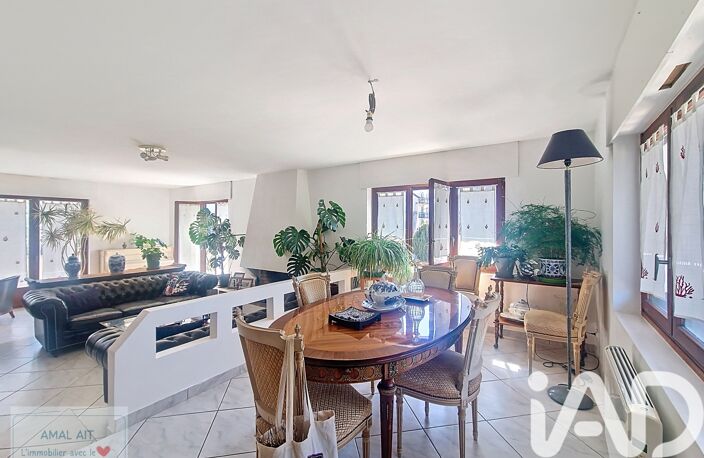 Vente Maison/villa 8 pièces — photo 4