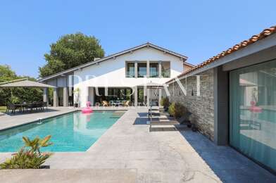 Maison 6 pièces 4000 €