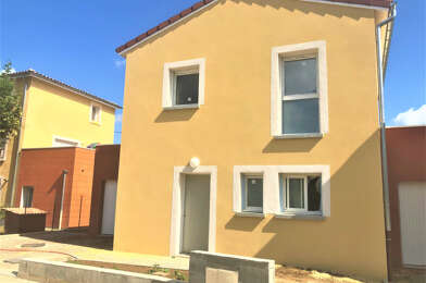 Maison 4 pièces 890 €