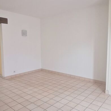 Maison 2 pièces 650 €