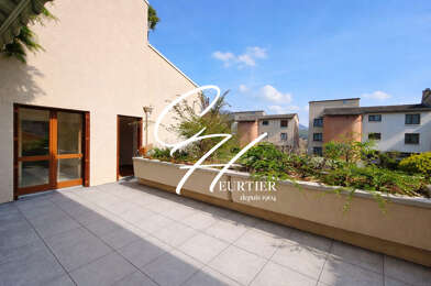Appartement 5 pièces 260000 €