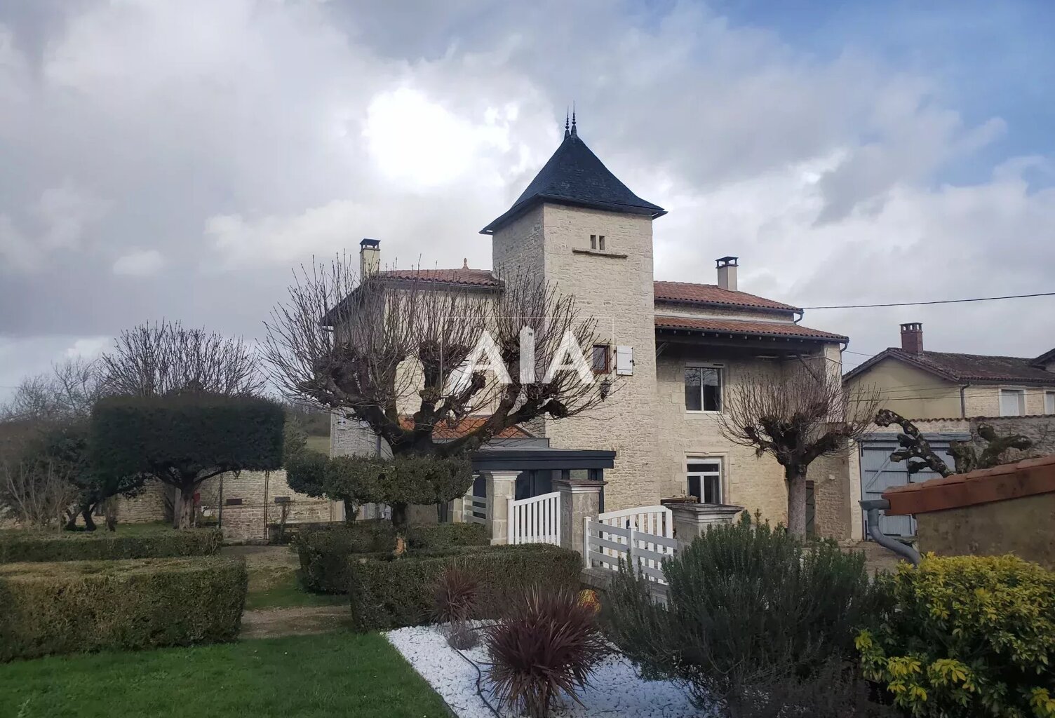Propriété proche de Verteuil — photo 1
