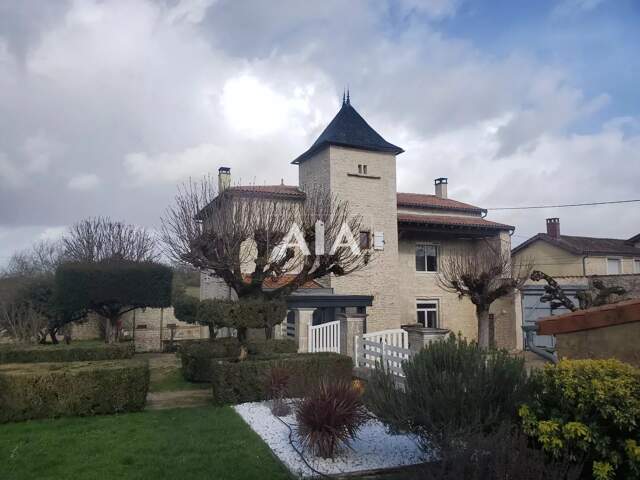 Propriété proche de Verteuil — photo du bien
