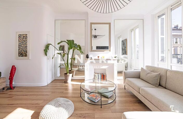 COEUR LONGCHAMP - Appartement T3 de 81m2 - Balcons - Cave - 1300 — photo 2