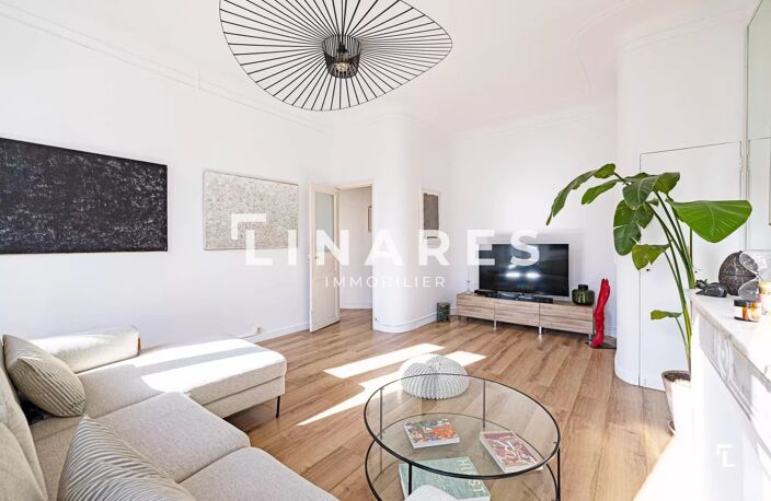 COEUR LONGCHAMP - Appartement T3 de 81m2 - Balcons - Cave - 1300 — photo 3