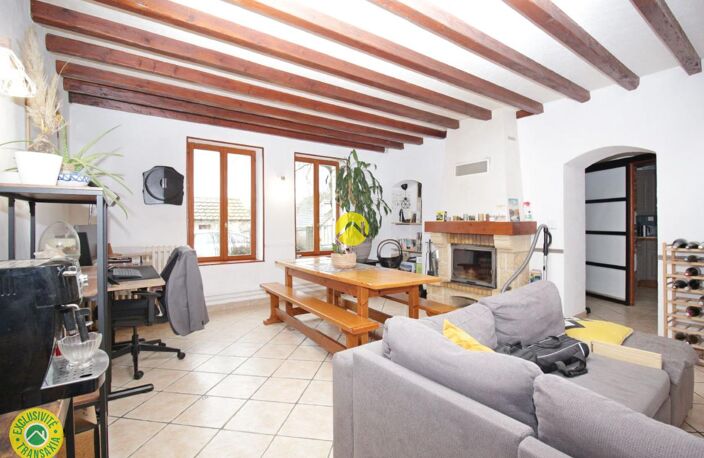 MAISON DE CHARME AVEC JARDIN — photo 4