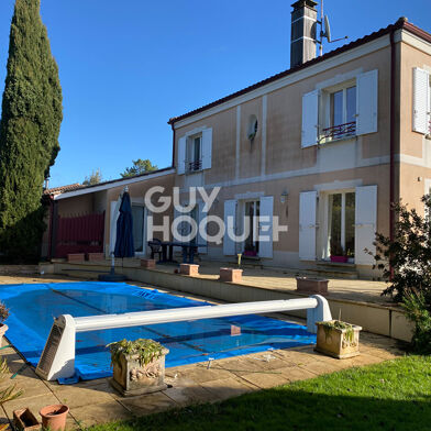 Maison 7 pièces 519400 €