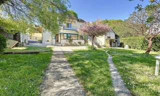 Maison 8 Pièces 203 m² à vendre à Saint-Étienne-de-Chigny (37230)