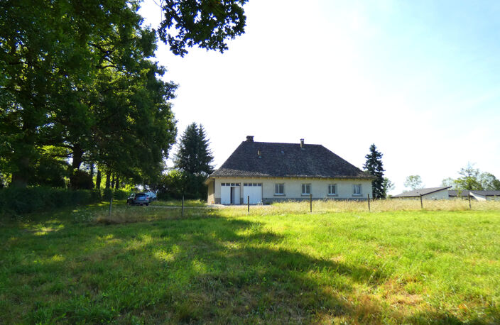 RARE BELLE MAISON PIERRE 1,5 HECTARES — photo 2