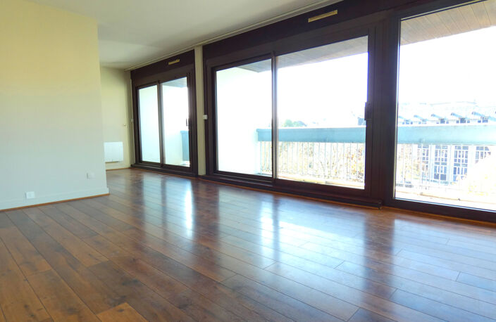 T3 ASCENSEUR 3 BALCONS PARKING — photo 2