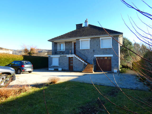 MAISON EN PIERRE — photo du bien