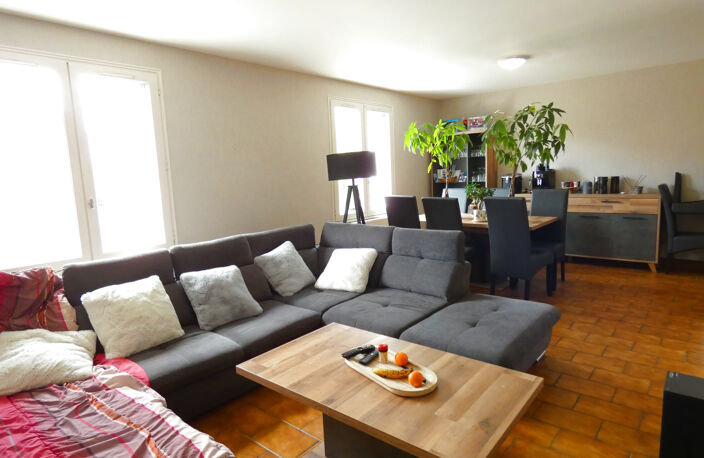 Beau et grand T3 BALCON ET GARAGE DOUBLE — photo 2