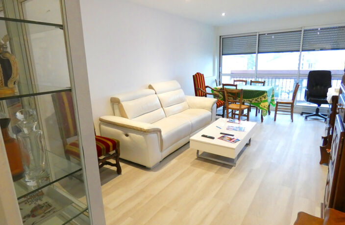 BEAU T3 RENOVE BALCON ASCENSEUR GARAGE — photo 2
