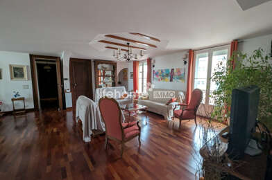 Appartement 7 pièces 492000 €