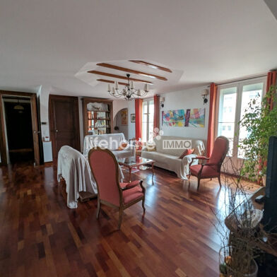 Appartement 7 pièces 492000 €