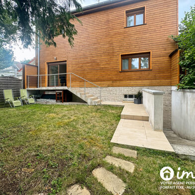 Maison 5 pièces 425000 €