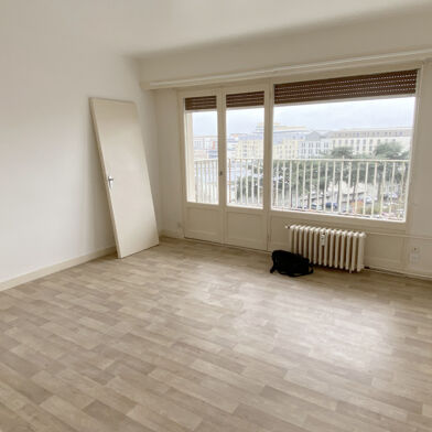 Appartement 2 pièces 790 €