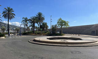 Commerce  100 m² à vendre à Menton (06500)