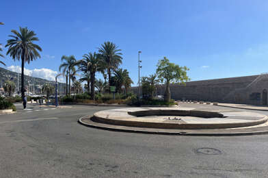 Commerce  390000 €