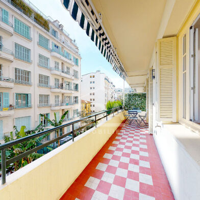 Appartement 4 pièces 729900 €