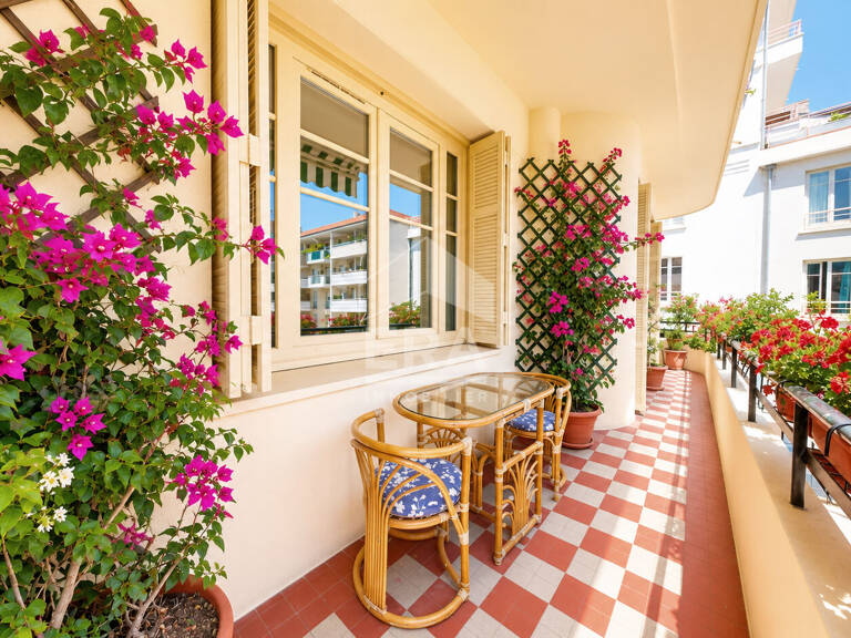 NICE - FLEURS : MAGNIFIQUE 4 PIÈCES DE 88 M² AVEC TERRASSE PLEIN SUD — photo 1