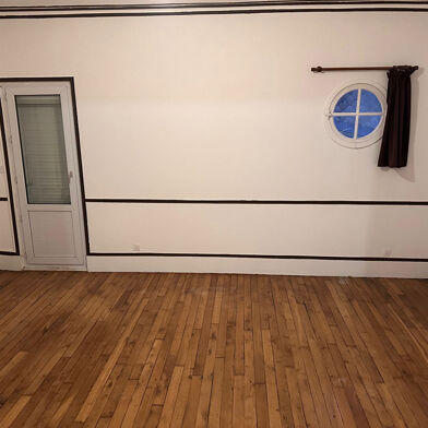 Appartement 4 pièces 148000 €