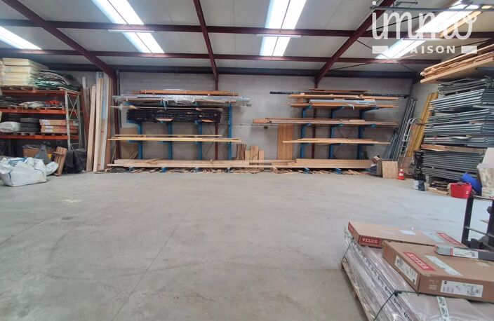 Entrepôt de 400 m2 au sol avec mezzanine — photo 3