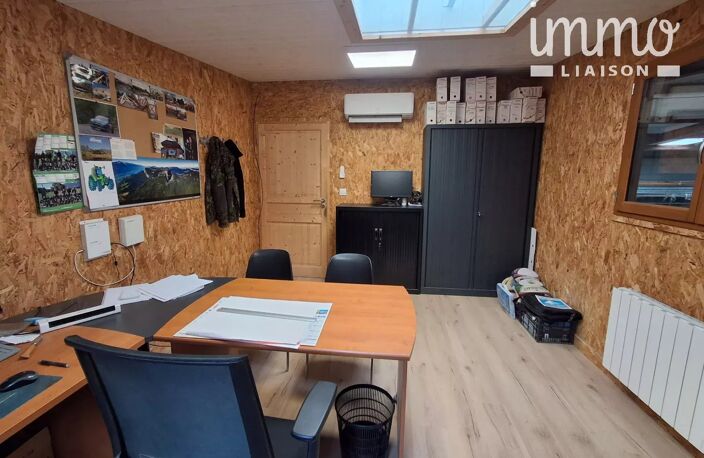 Entrepôt de 400 m2 au sol avec mezzanine — photo 5