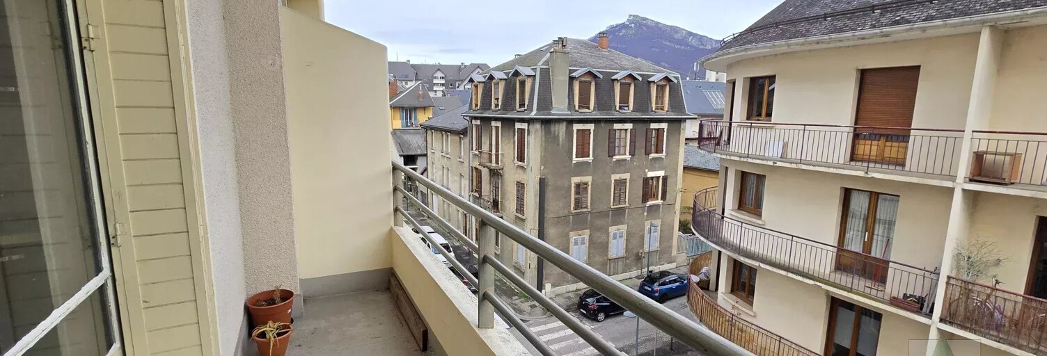 Appartement 1 Pièce 44 m² à vendre à Chambéry (73000)
