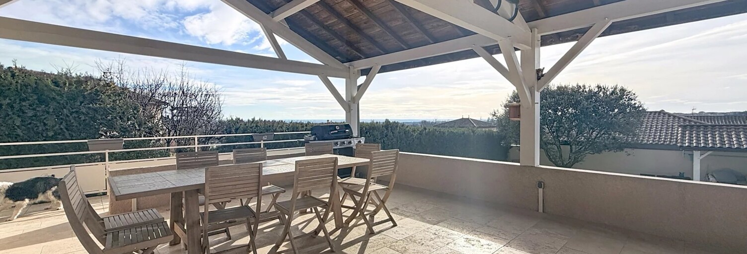 Maison 5 Pièces 151 m² à vendre à Saint-Étienne-des-Oullières (69460)