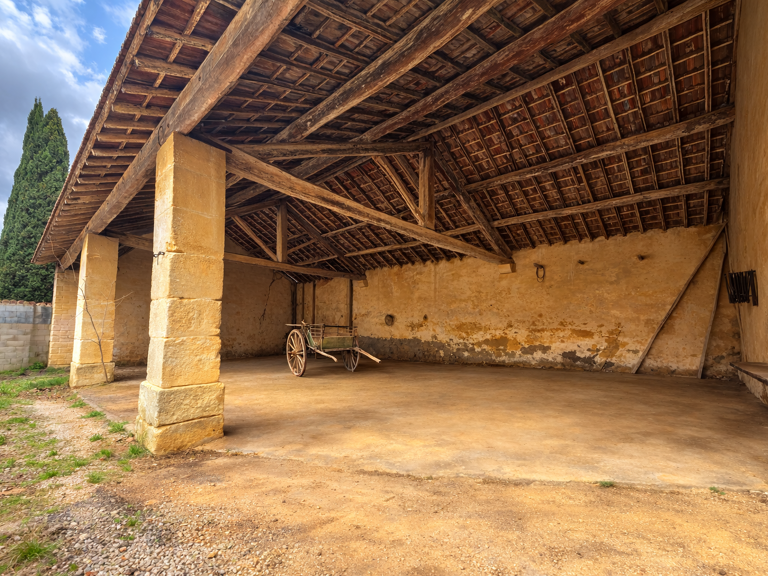 A VENDRE - PUISSERGUIER - TERRAIN CONSTRUCTIBLE ET VIABILISE — photo 1