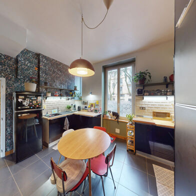 Appartement 5 pièces 235000 €