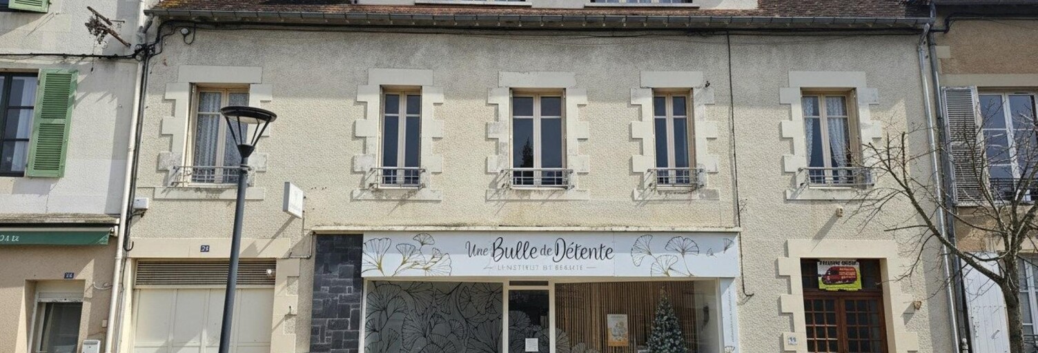 Immeuble  235 m² à vendre à Montmorillon (86500)