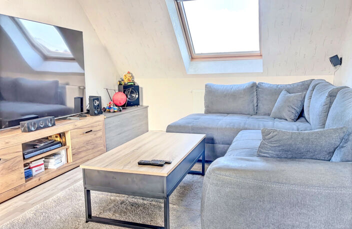 A TRUCHTERSHEIM 2 P de 46 M2 SIS AU DERNIER ETAGE — photo 3