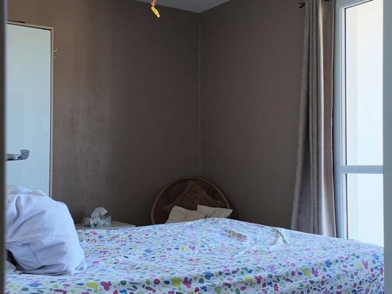 Grand T4 lumineux 96 m² avec balcon et ascenseur — photo 1
