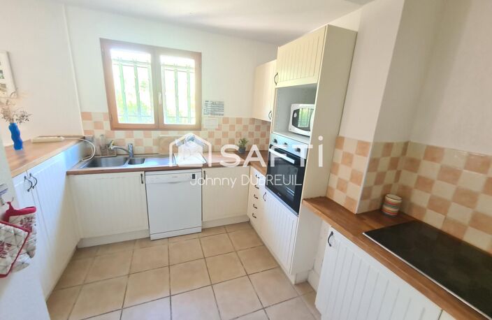 PIGNANS - MAISON TRADITIONNELLE DE 225M2 COMPOSEE DE 3 APPARTEMENTS, PISCINE, TERRAIN DE 4556M2 — photo 5