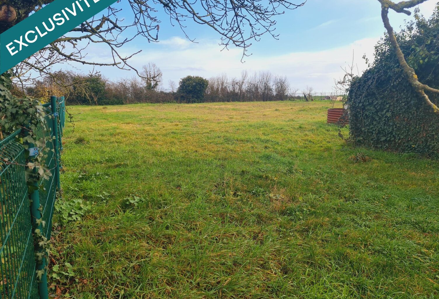 Terrain constructible au calme — photo 1