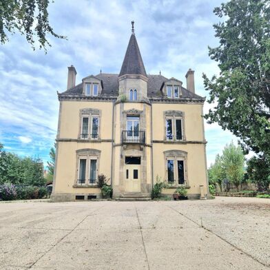 Maison 10 pièces 560000 €