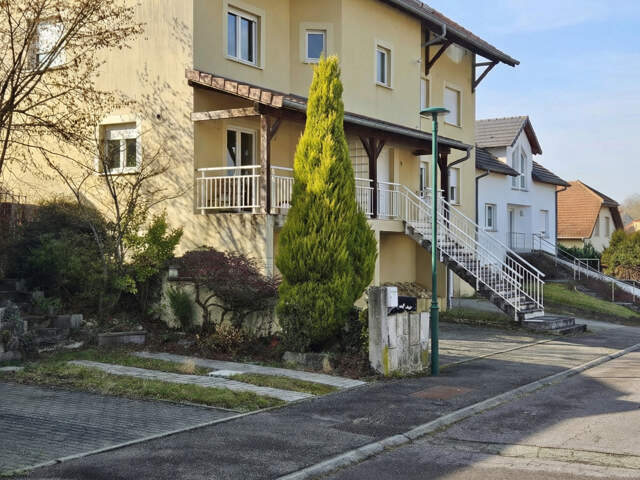 Superbe appartement F3 à 0eting - belle terrasse ensoleillée — photo du bien