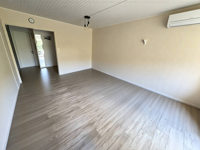 APPARTEMENT DE TYPE 4 EN REZ-DE-JARDIN — photo 1