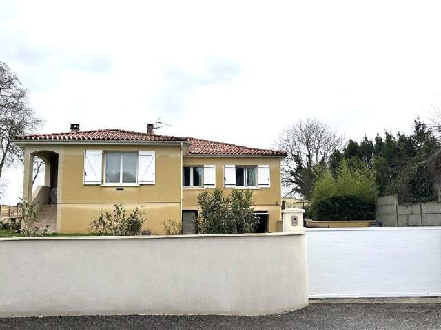 Maison 5 pièces 120 m&sup2; — photo du bien