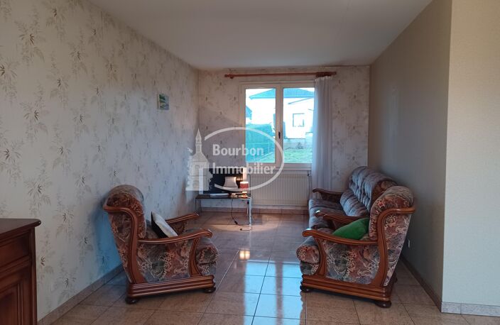 Vente maison 5 pièces 82 m² Gueugnon (71130) — photo 4