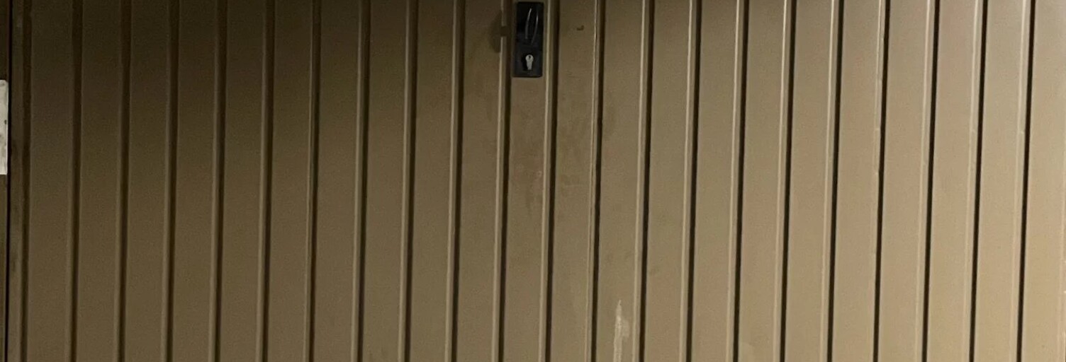 Garage   m² à louer à Nice (06300)